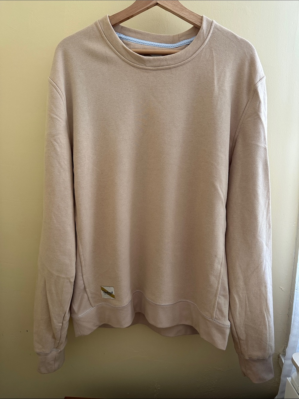 Tracksmith Trackhouse Men’s Medium Weight Sweatshirt in Light Beige
